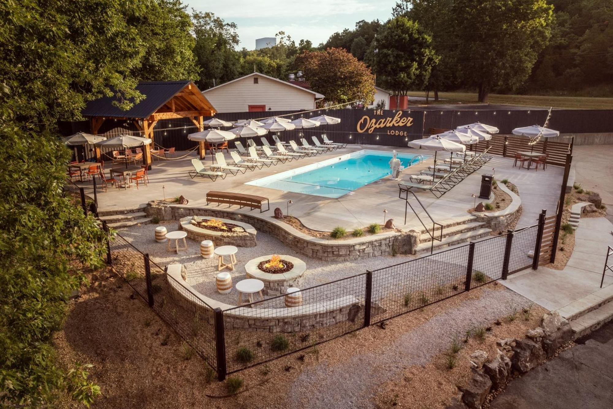 The Ozarker Lodge Branson Bagian luar foto